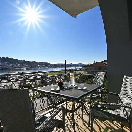 Holiday House Vukman Trogir Exterior foto