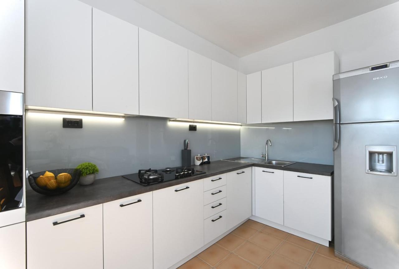 Holiday House Vukman Trogir Exterior foto