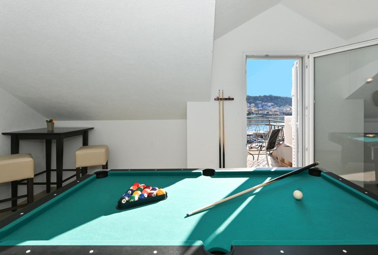 Holiday House Vukman Trogir Exterior foto