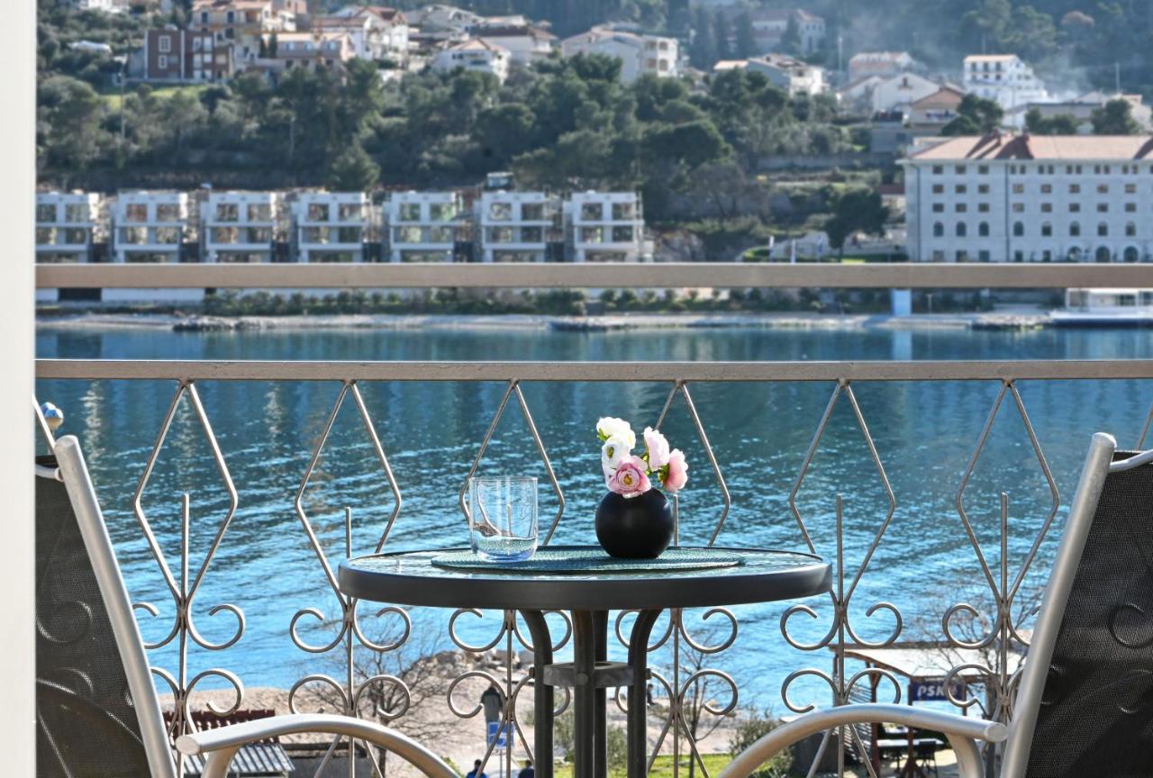 Holiday House Vukman Trogir Exterior foto